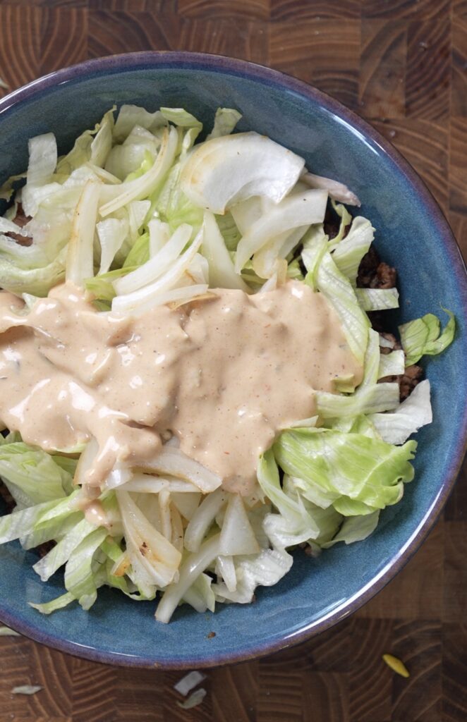 the sauce on lettuce