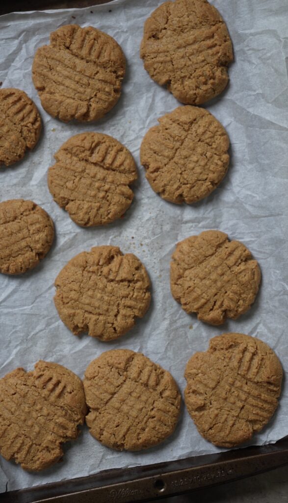 baked cookies