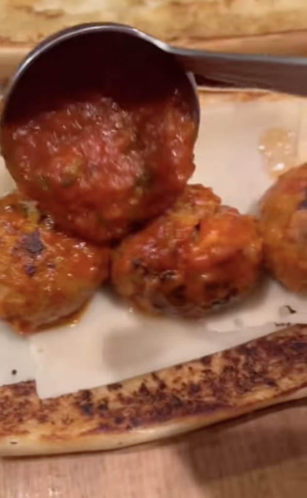 adding marinara to sub